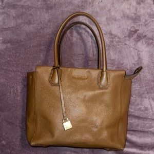 Large Michael kors bag